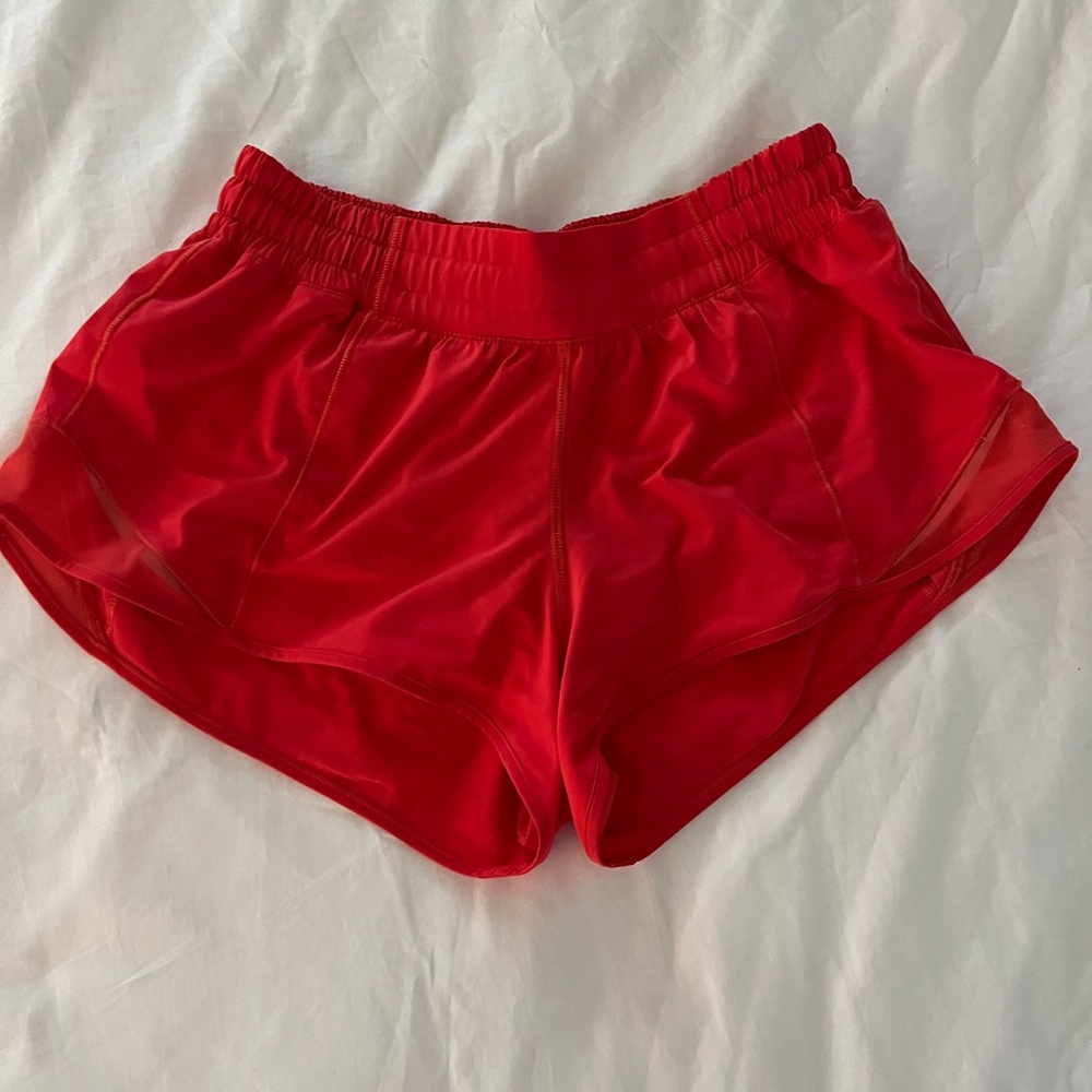 lululemon hottie hot shorts, red